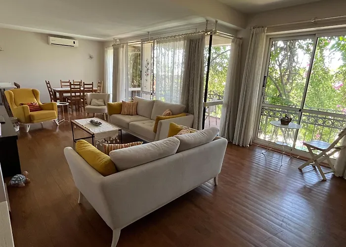 Villa Triplex With Private Pool And Garden Bodrum