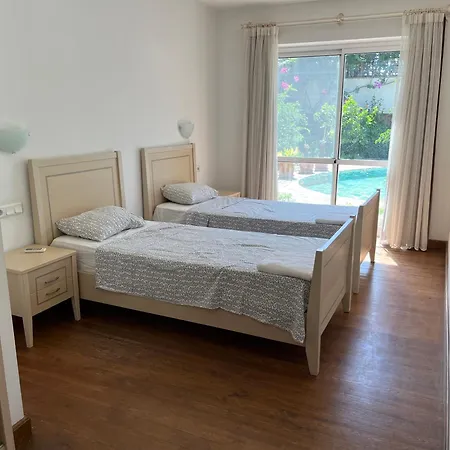 Triplex With Private Pool And Garden فيلة بودروم