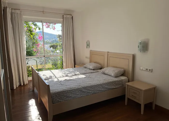 Triplex With Private Pool And Garden Villa Bodrum