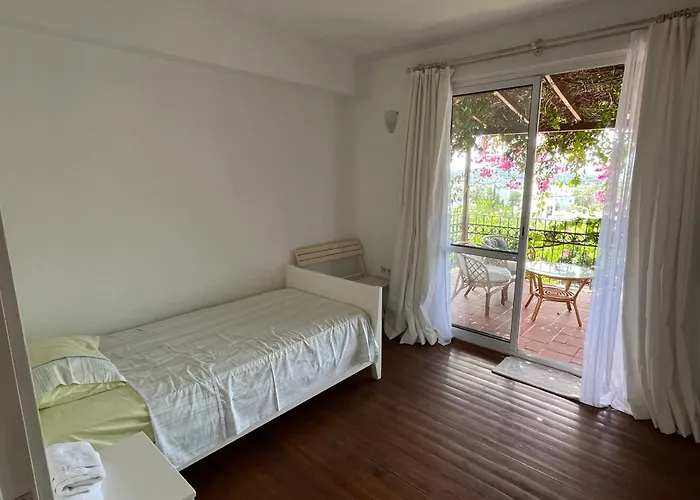 Triplex With Private Pool And Garden Villa *